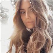 Mi chiamo Gaya Borsci, ho 20 anni e sono una studentessa universitaria. Ho studiato presso il liceo linguistico di Taranto e ora vivo e studio a Bari presso la facoltà di Lingue e Culture per il Turismo e la Mediazione Internazionale dove studio: inglese,